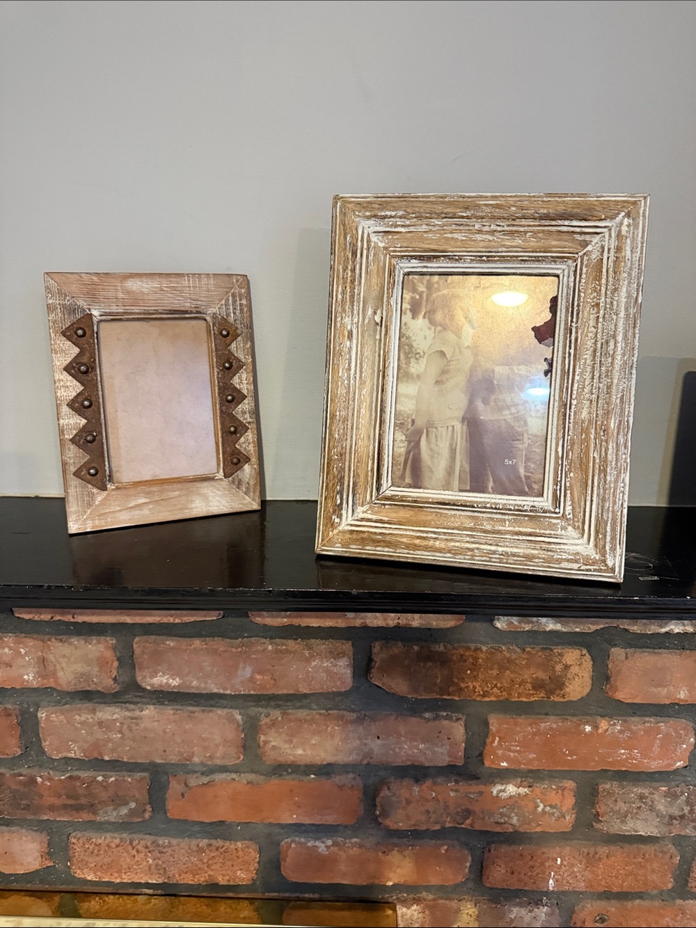 Rustic Distressed Wood Picture Frame - Cream Brown